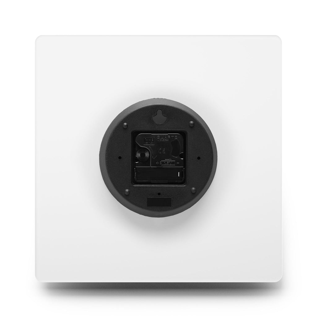 DM Icon Clock White